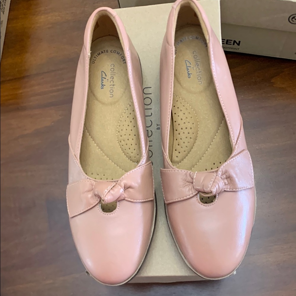 Clarks Women's Pink Loafers
